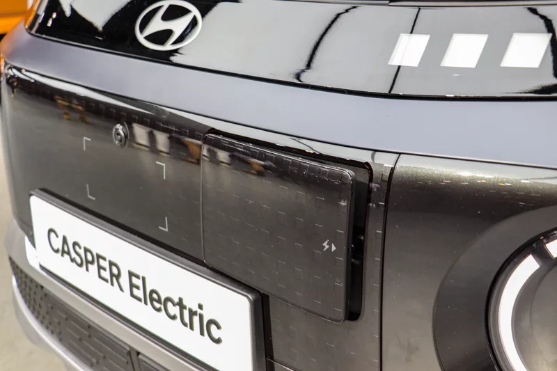 純電小精靈也有V2L!全新Hyundai Casper Electric / Inster釜山車展可愛亮相