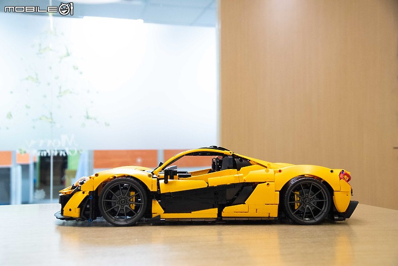 【開箱】樂高LEGO 42177賓士G-Class、42172 McLaren P1實拍,八月送禮優質選!