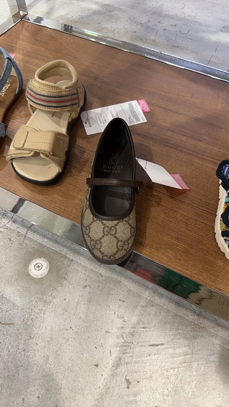 「日本名古屋自由行開箱」GUCCI x PALACE sneakers