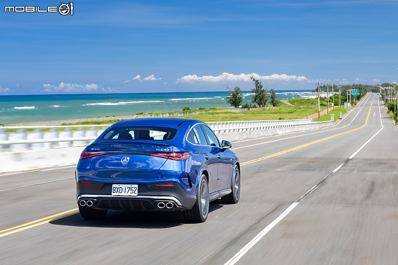 Mercedes-AMG GLC 43 4MATIC Coupe 試駕|當家休旅秀肌肉,內外兼具的運動好手!