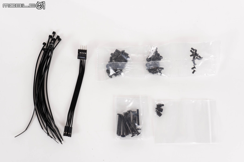 CORSAIR 3500X 開箱實組 支援背插設計以及具備高效散熱潛力的中階機殼選擇