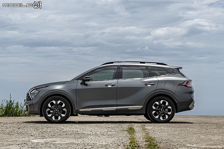 Kia Sportage X-Line 4WD 試駕|以前衛設計、豐富配備打動人心的特色休旅!