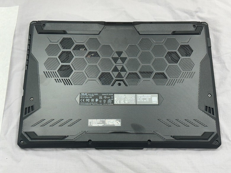 找到全國有現貨，ASUS TUF Gaming A15開箱