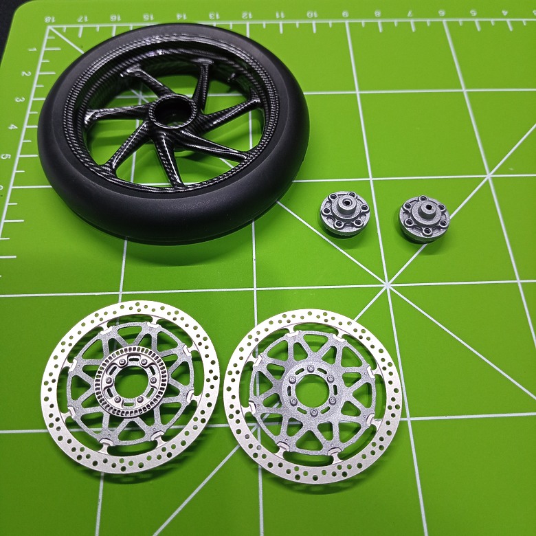 【模型新手也能輕鬆組 Part2】從0到100帶你一起組裝，MENG 1/9 BMW HP4 RACE MT-004s 重機模型 悅色版