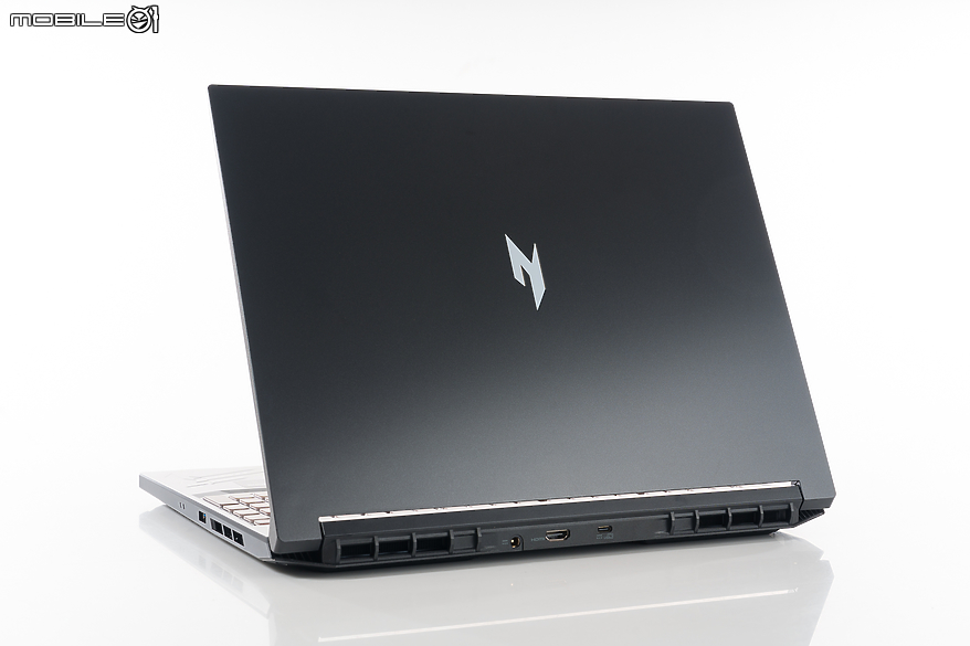 Acer Nitro V 16 AMD 測試報告|擁抱 AI 的最佳 CP 值電競筆電
