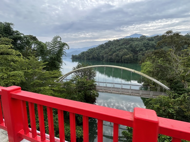 日月潭環潭自行道(下)向山段水上自行車道