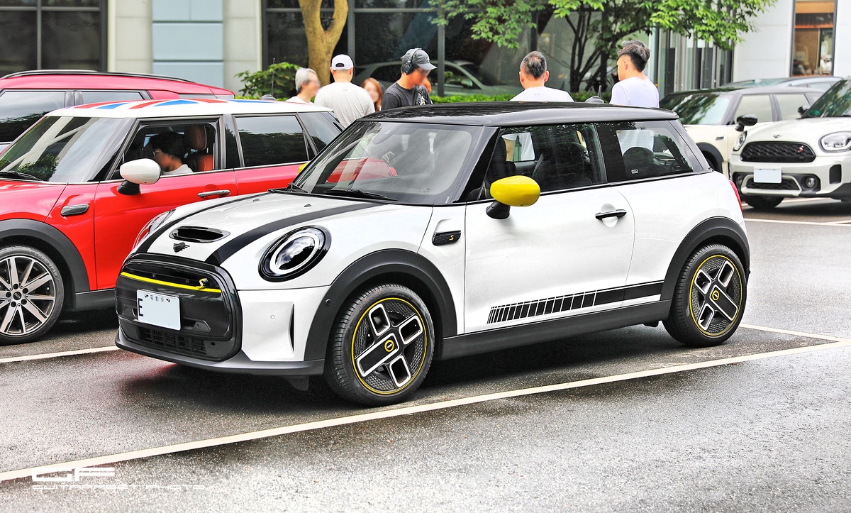 --康吹油麵-- 2024 MINI JCW Countryman All4 這碗十分可口開箱