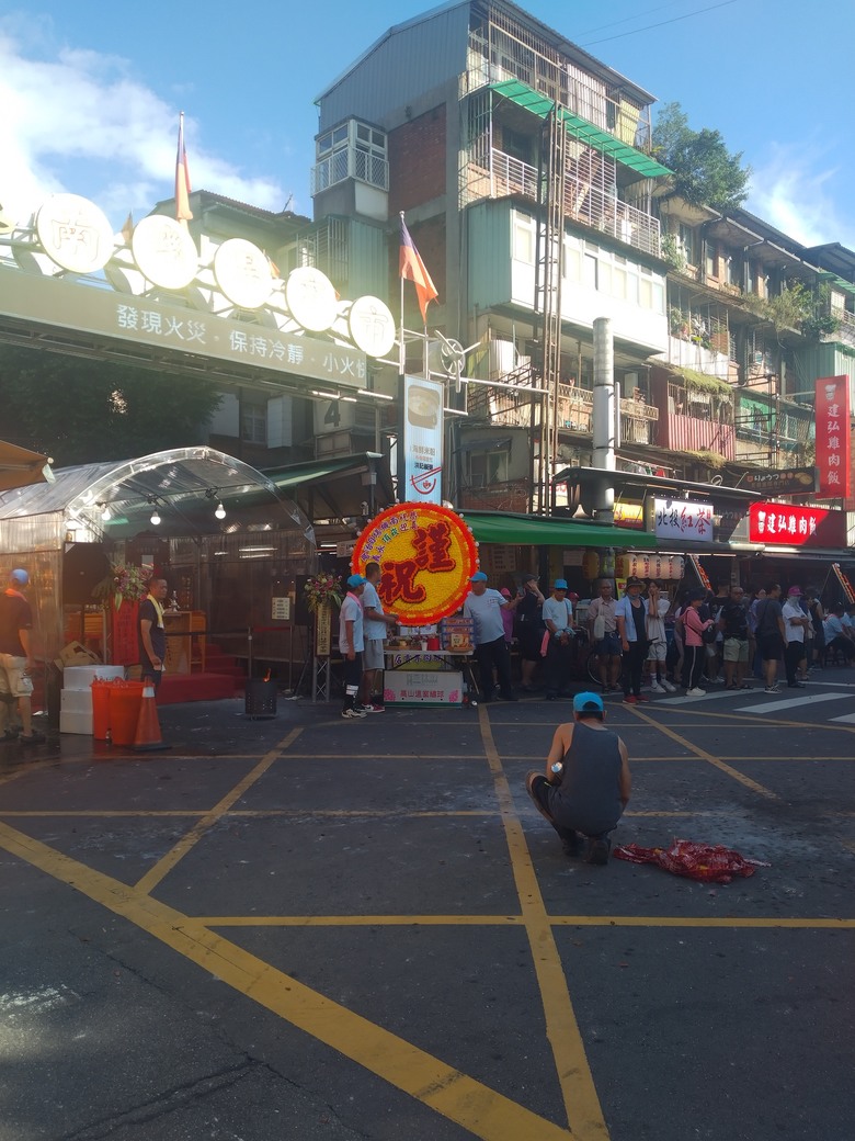 點我看大圖 這兩天你可能沒看過的陣頭 - 陸上遊江/鍾馗嫁妹/北港犁炮