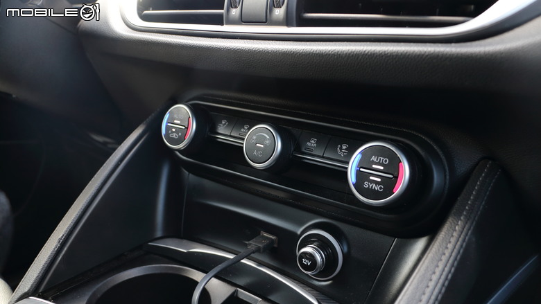 點我看大圖 #心得 #圖多 西班牙自駕初體驗 w/ Alfa Romeo Stelvio