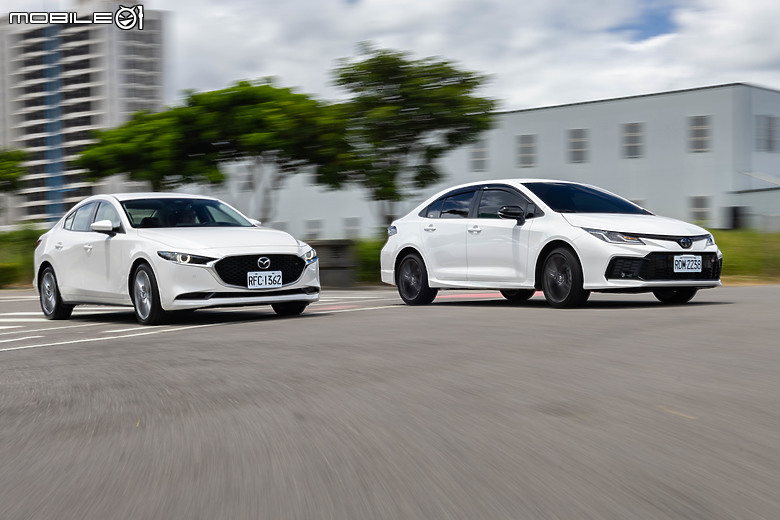 國產 vs.進口，2.0升中型四門房車對決｜Corolla Altis GR Sport x Mazda 3