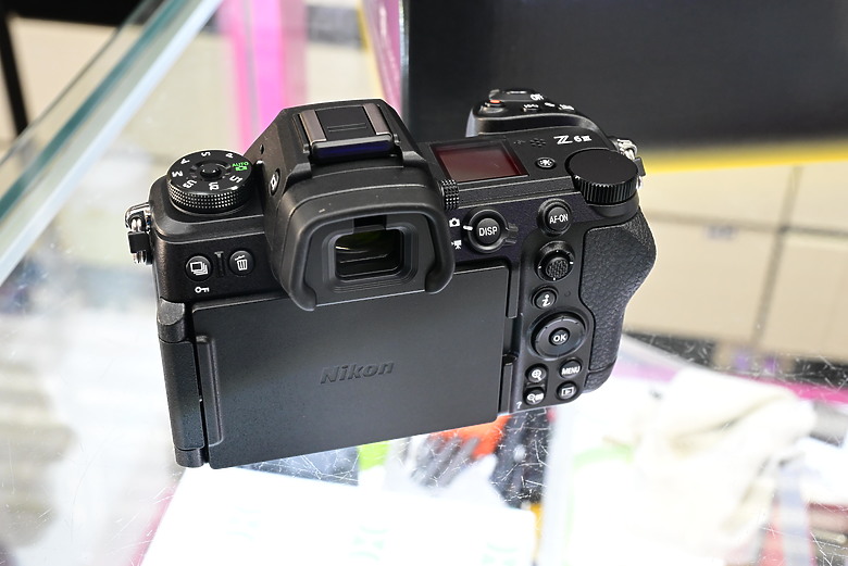 Nikon Z6III簡單開箱，試拍240P及6K60P。