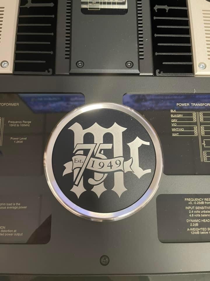 簡單開箱後級擴大機McIntosh MC1.25KW--75週年紀念版