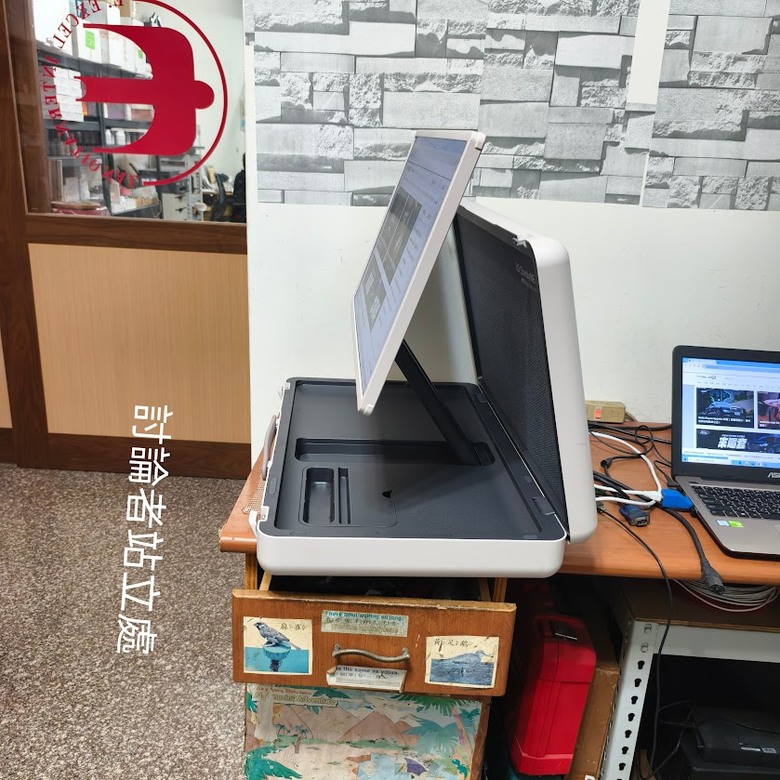 人見人愛 LG 閨蜜機 StanbyME Go 【行動】智慧顯示器 讀書會研習/影音撥放平台 一機萬用的完美詮釋