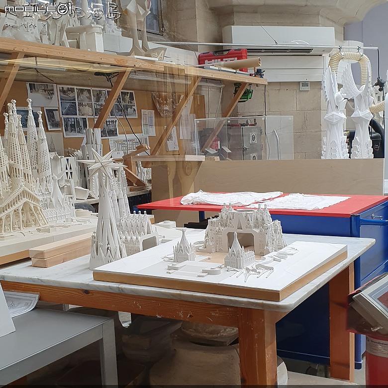 [大頭貓的海島] 巴塞隆納 聖家堂 (Spain: Barcelona's Sagrada Familia)