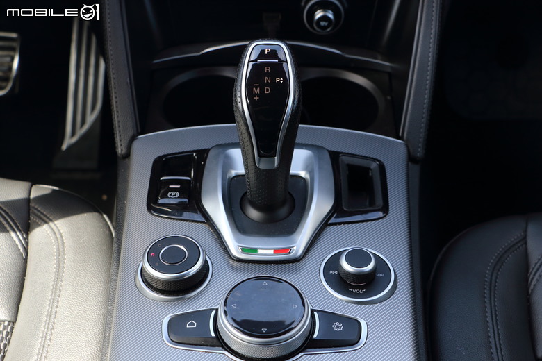 點我看大圖 #心得 #圖多 西班牙自駕初體驗 w/ Alfa Romeo Stelvio