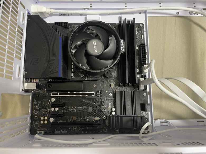 居然可以全部拆光光？！聯力A3-mATX一款緊湊靈活安裝的小機殼開箱