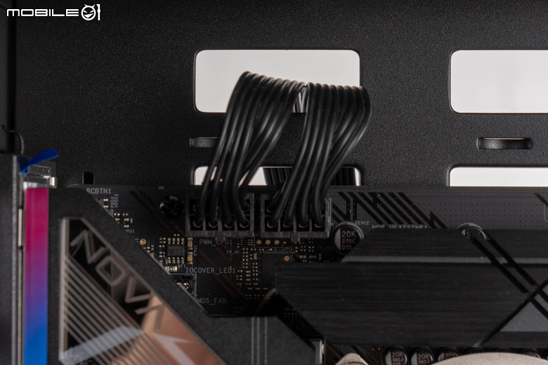 CORSAIR 3500X 開箱實組 支援背插設計以及具備高效散熱潛力的中階機殼選擇