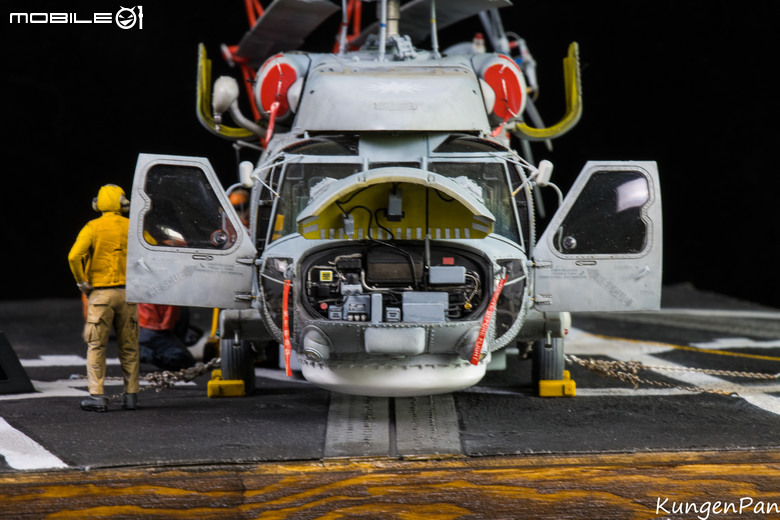 點我看大圖 中華民國海軍反潛航空大隊 S-70C(M)-1 神鷹反潛直昇機
