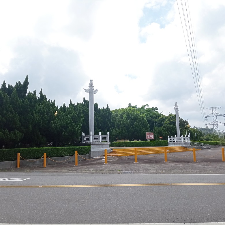 點我看大圖 豐原公老坪蜈蚣崎登山步道,舒適遼闊低難度的登山步道