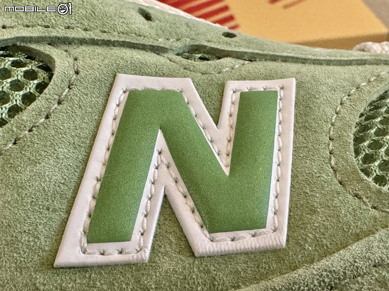 (分享)new balance 993 Chive 同場 990 v1 green 的綠綠組合