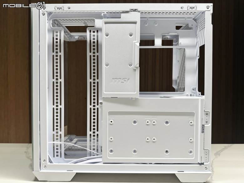 新海景房機殼!微星 MAG PANO 100L PZ 裝機