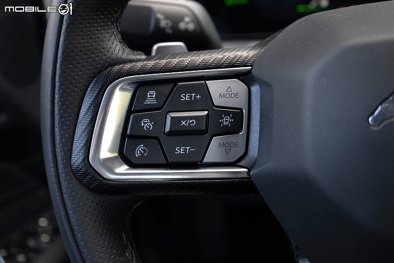 Ford Mustang Ecoboost Premium 大改款試駕｜魅力不減，樂趣滿點！