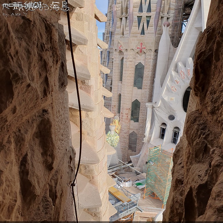 [大頭貓的海島] 巴塞隆納 聖家堂 (Spain: Barcelona's Sagrada Familia)