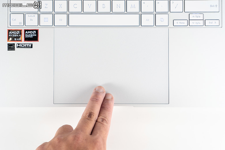 ASUS Zenbook S 16 (UM5606) 體驗｜集頂級工藝與 AMD 新技術於一身的 AI 筆電！