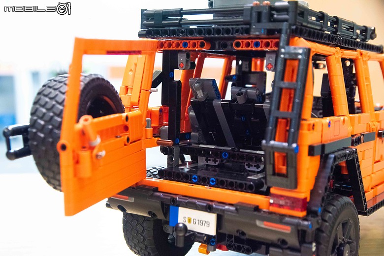 【開箱】樂高LEGO 42177賓士G-Class、42172 McLaren P1實拍,八月送禮優質選!