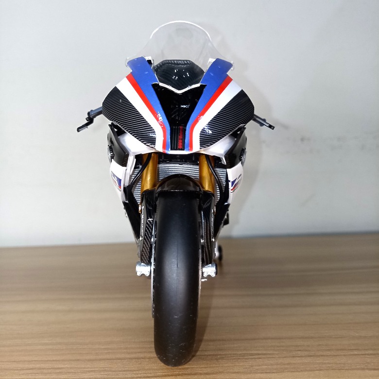 【模型新手也能輕鬆組 Part2】從0到100帶你一起組裝，MENG 1/9 BMW HP4 RACE MT-004s 重機模型 悅色版