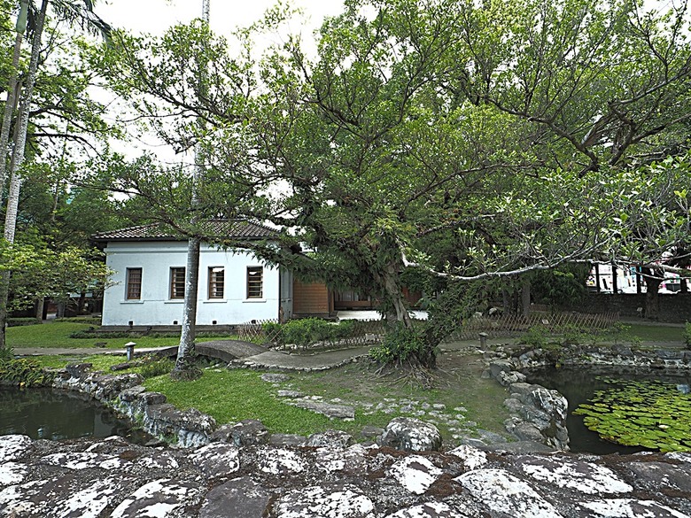 宜蘭文學館、宜蘭設治紀念館、宜蘭人故事館、蘭陽原創館、丟丟噹森林公園、幾米廣場 — 搭火車去宜蘭旅行之 宜蘭城南散步