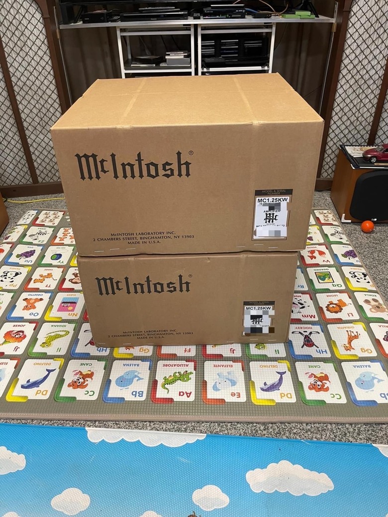 簡單開箱後級擴大機McIntosh MC1.25KW--75週年紀念版