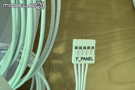 彈性I/O配置 SAMA 先馬 SAK452 (W) 元境界(白)海景房
