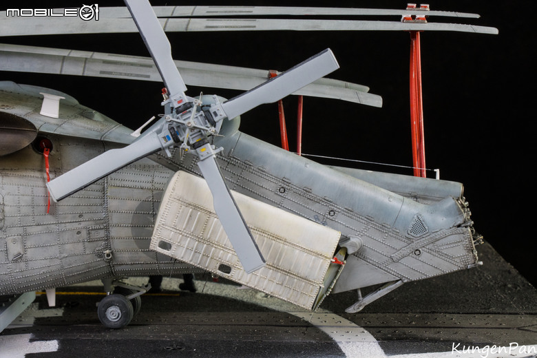 點我看大圖 中華民國海軍反潛航空大隊 S-70C(M)-1 神鷹反潛直昇機