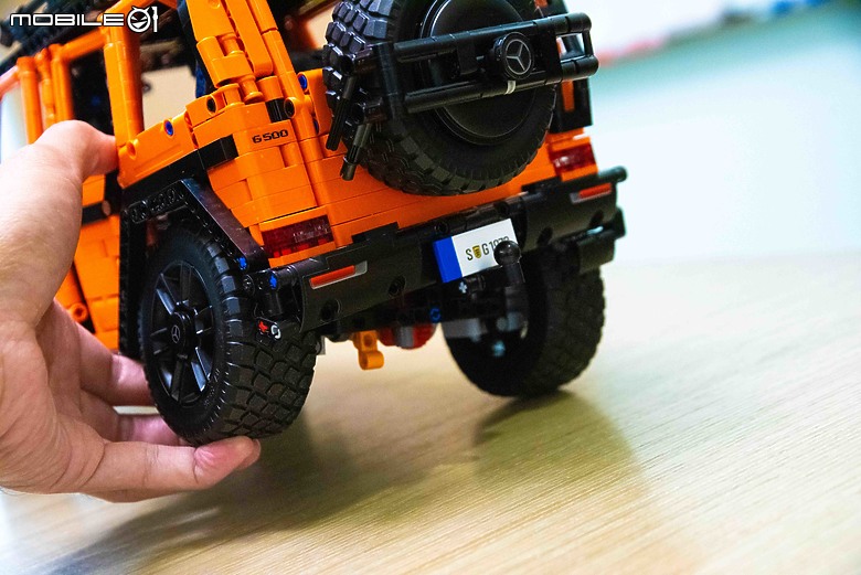 【開箱】樂高LEGO 42177賓士G-Class、42172 McLaren P1實拍,八月送禮優質選!