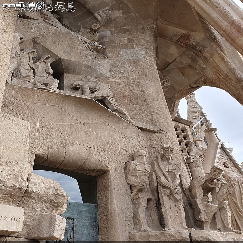 [大頭貓的海島] 巴塞隆納 聖家堂 (Spain: Barcelona's Sagrada Familia)