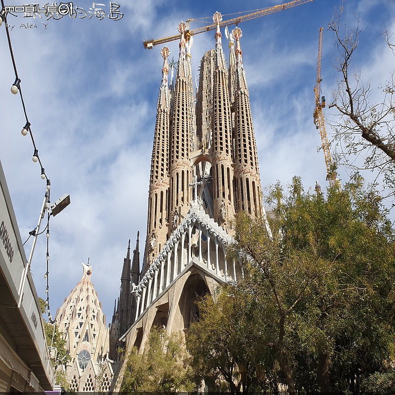 [大頭貓的海島] 巴塞隆納 聖家堂 (Spain: Barcelona's Sagrada Familia)