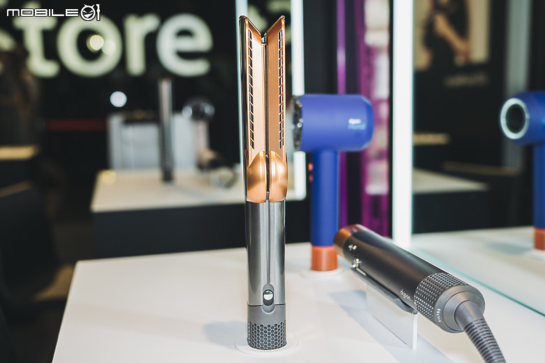 Dyson airstrait二合一吹風直髮器發表 以氣流打造亮麗直髮！