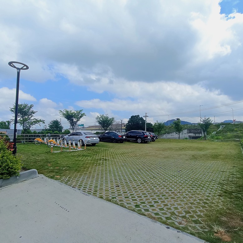 點我看大圖 豐原公老坪蜈蚣崎登山步道,舒適遼闊低難度的登山步道