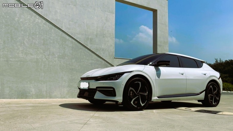 擁有KIA EV6 GT-LINE一年後的慢開箱