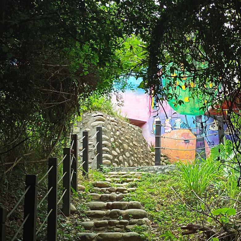 點我看大圖 豐原公老坪蜈蚣崎登山步道,舒適遼闊低難度的登山步道