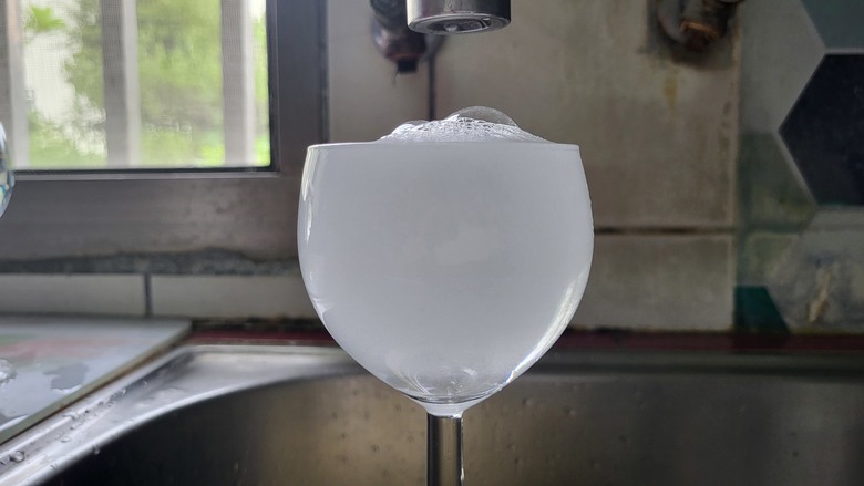 小小一顆讓洗衣機化身氣泡水效果