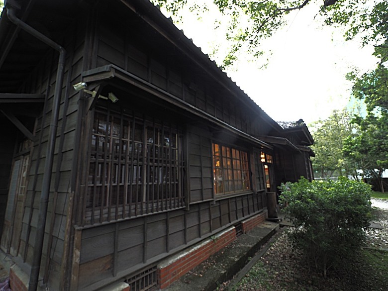 宜蘭文學館、宜蘭設治紀念館、宜蘭人故事館、蘭陽原創館、丟丟噹森林公園、幾米廣場 — 搭火車去宜蘭旅行之 宜蘭城南散步