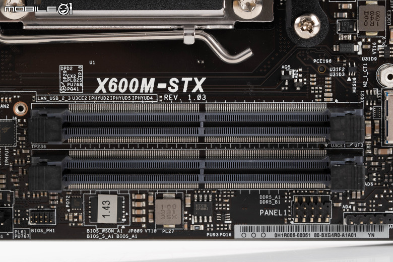 ASRock DeskMini X600 開箱實測 在迷你機體內延續海量儲存擴充設計