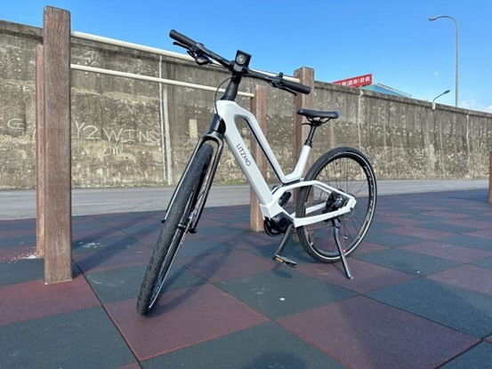[開箱] 紅點設計獎台灣新品牌LITZMO EM-05 PRO電輔車