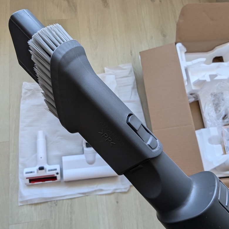 拯救你要"出歹誌"的質感生活--Panasonic MC-KC1W自動集塵One Box吸塵器
