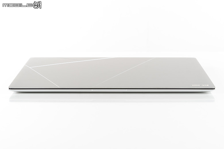 ASUS Zenbook S 16 (UM5606) 體驗｜集頂級工藝與 AMD 新技術於一身的 AI 筆電！