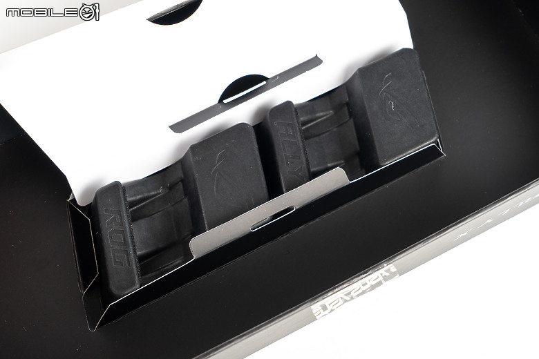 ROG Ally X 測試報告｜容量續航皆翻倍的「旗艦進化版」遊戲掌機！