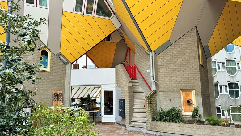 113年4月9日(星期二)鹿特丹景點住宿晚餐