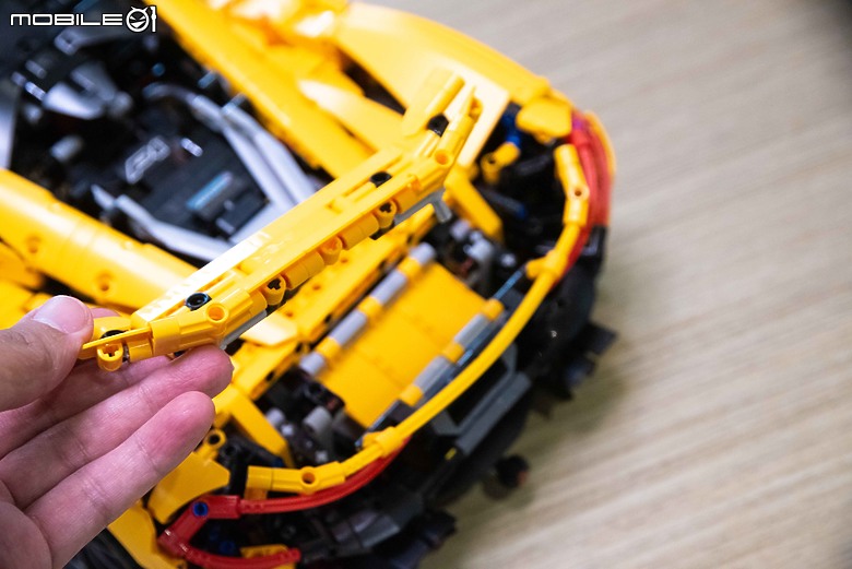 【開箱】樂高LEGO 42177賓士G-Class、42172 McLaren P1實拍,八月送禮優質選!